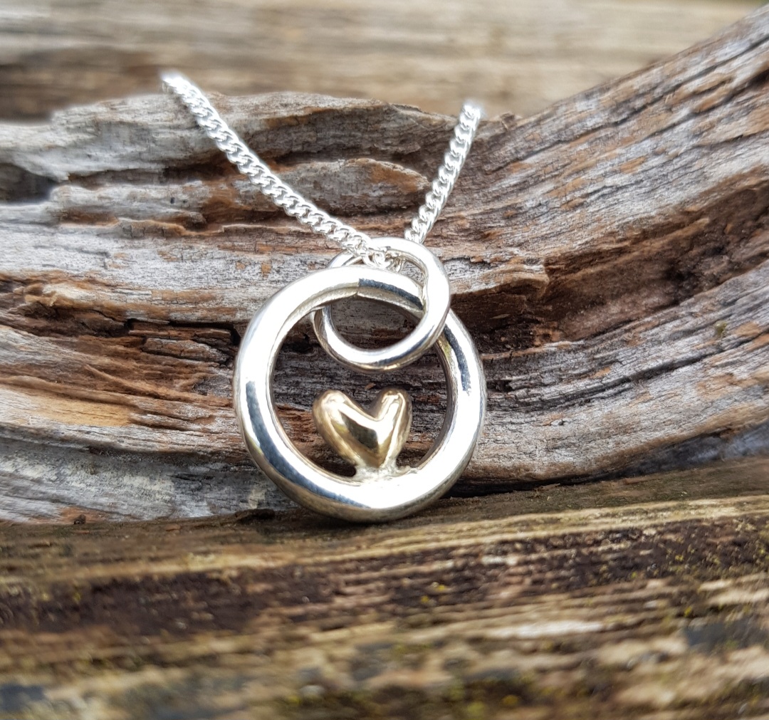 Obelisk Circle Necklace - Image 6